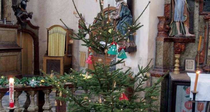 vánoční tradice v kostele (5).jpg